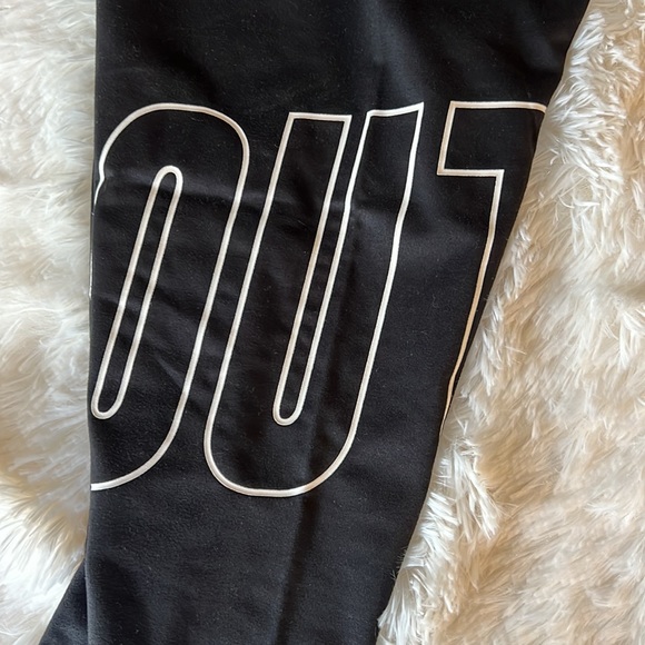 Fabletics crops - Picture 3 of 4